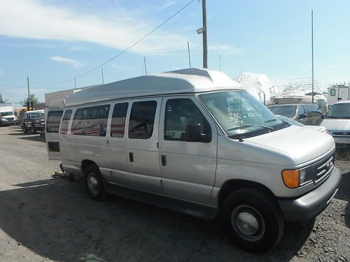 06 ford e-350 handicap van wheel chair lift 94384 miles new tires runs perfect