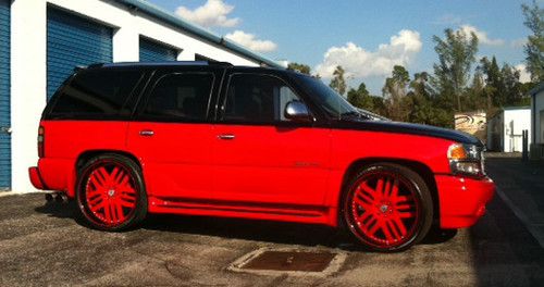 2003 denali 2 tone red,black 26" asanti wheels immaculate 18k miles supercharged