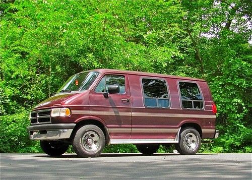 Beautiful 97 dodge ram b2500 advantage custom van v6 cold ac 56 pics no reserve