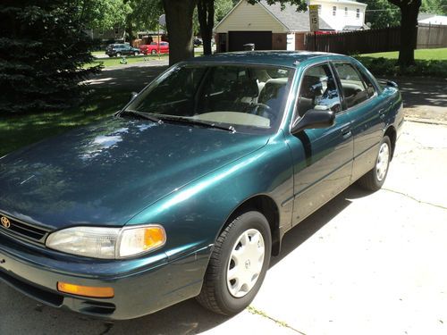 1996 toyota corolla 4 cylinder automatic 94k miles!!!