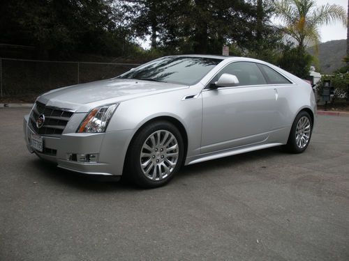 2011 cadillac cts 3.6 luxury loaded coupe 11k miles 1 senior owner clean carfax