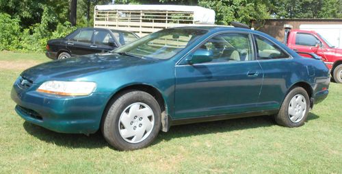 1999 honda accord-- beautiful used car inside &amp; out....weak transmission