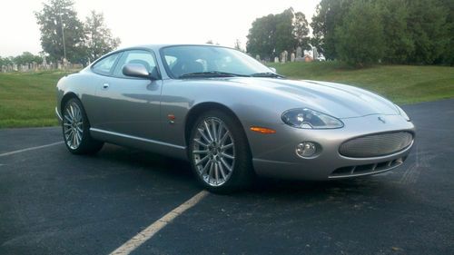2006 xkr supercharged coupe 45k miles, platinum color, 20" sepang wheels,