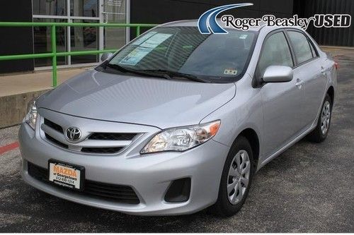 2011 11 toyota corolla le silver 4-speed automatic low miles aux mp3 input