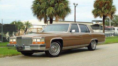 1988 cadillac fleetwood brougham delegance , simple mint selling no reserve