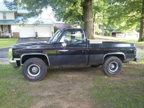 1985 chevy truck 4x4 ****no reserve listing*****chevrolet pick up 4 wheel drive