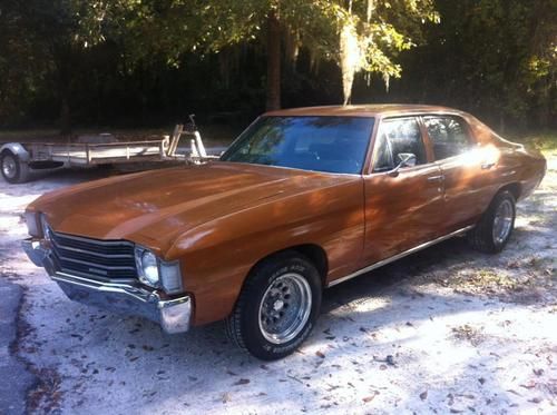 1972 chevelle 4 door