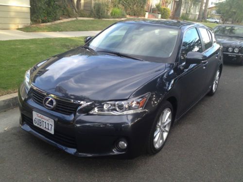 2011 lexus ct200h base hatchback 4-door 1.8l