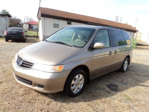 2003 honda odyssey ex. one owner. no accidents. clean carfax