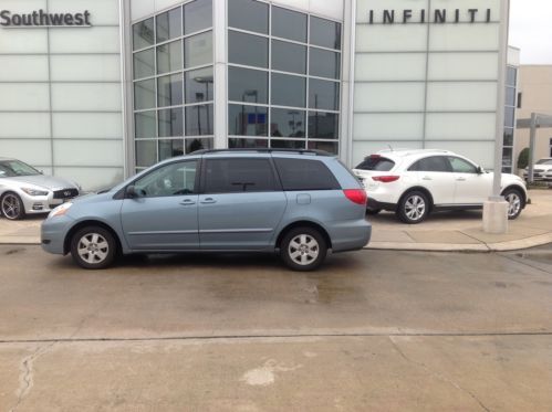 2008 toyota sienna le 3rd row seating low miles