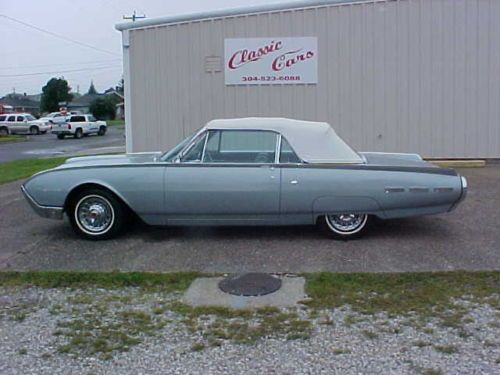 1962   FORD   THUNDERBIRD   CONVERTIBLE  LOW   MILES, image 3