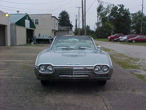 1962   FORD   THUNDERBIRD   CONVERTIBLE  LOW   MILES, image 8