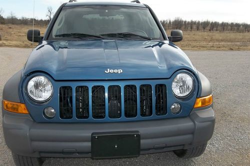 2005 jeep liberty rare diesel 4-door 2.8l