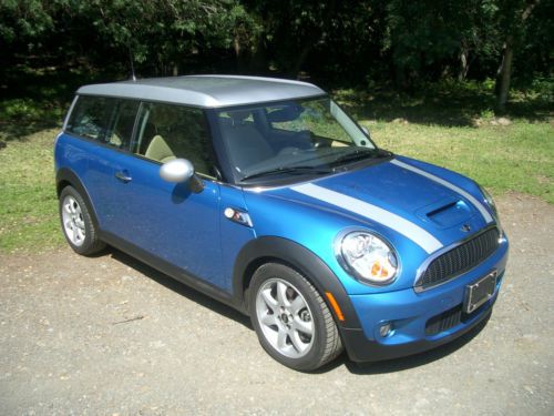2009 mini cooper s clubman wagon only 20k miles one owner and next to perfect!