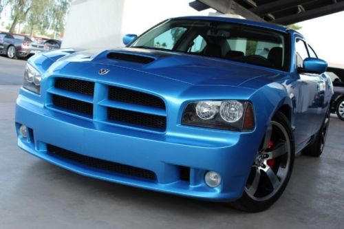 2008 dodge charger srt8 super bee. loaded. very clean. runs great. clean carfax