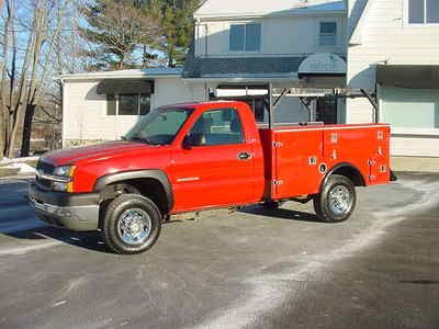 2004 chevy c-2500 fiberglass utility body 48k 1 owner v-8 at a/c 48k warr.utilit