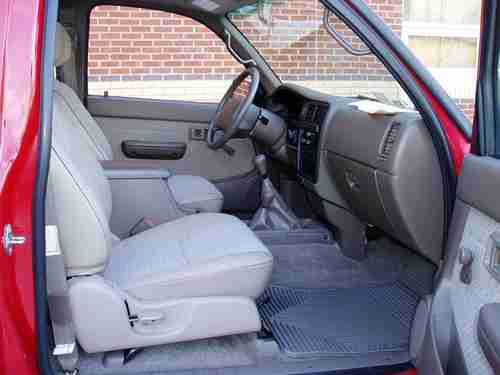 Buy used 1995 TOYOTA TACOMA 4X4 . 1 OWNER. 53K MILES. THE BEST 95 YOU