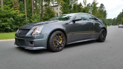 Certified 2012 cadillac cts v coupe 2-door 6.2l  gm warranty till 8/2017