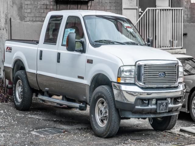 Ford f-250 lariat extended cab pickup 4-door