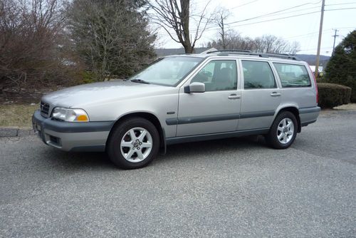1998 volvo v70 xc awd cross country wagon excellent condition one owner lo miles