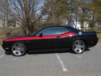 2013 dodge challenger r/t classic hemi coupe new
