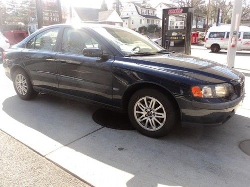 2004 volvo s60 2.4 fwd runs and looks great