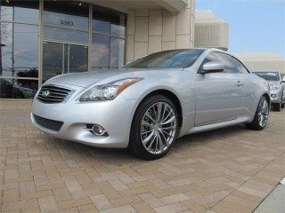 2011 infiniti g37 convertible 2dr, very nice trade in for a lexus.