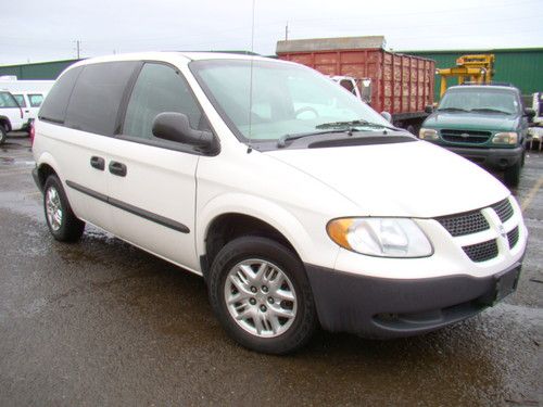 2003 dodge caravan se 2.4 liter minivan