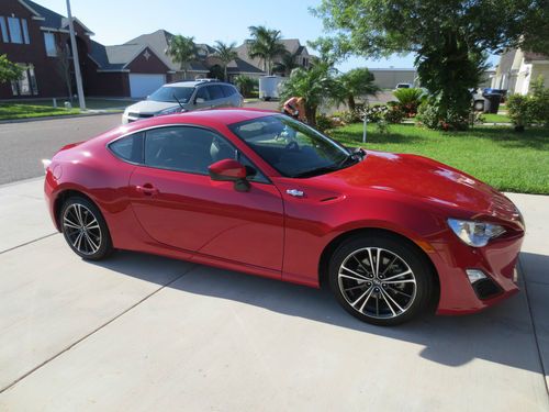 2013 scion fr-s almost perfect condition automatic w/paddle shifters firestorm