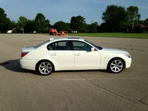 2008 bmw 528xi sport package, 6 speed manual transmission