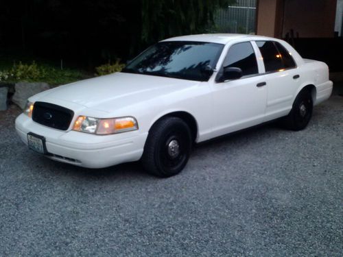 2005 ford crown victoria. .factory ordered" ",p71""pkg