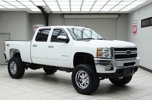 2011 chevy 2500hd diesel 4x4 lt1 z71 crew lifted rear camera 20s 1 texas owner