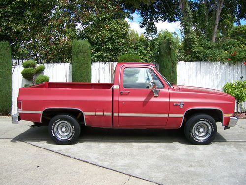 1986 chevy c10 short bed! like grandpa's truck, 1 owner 26 yrs.  new smog!!