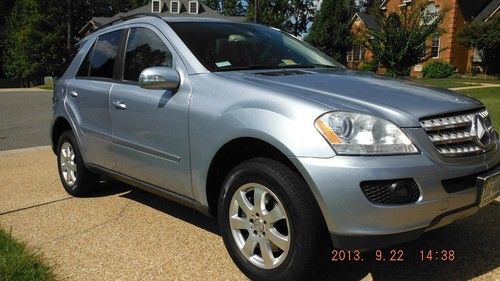 Mercedes ml350, premium package, navigation,sunroof,excellent cond., no reserve