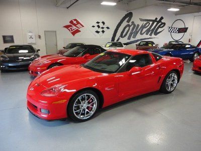 2012 corvette z06 505 hp 3lz equipment group 1,100 miles gm company car like new