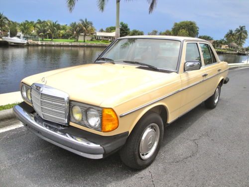 84 mercedes 300d turbo diesel*rare to find so nice*low miles*fla owned*gorgeous