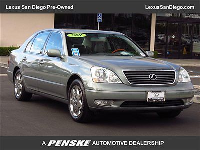 4dr sdn heated leather seats/moon roof/power windows and locks/cruise control/17