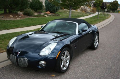 2006 pontiac solstice convertible! immaculate condition, low miles!