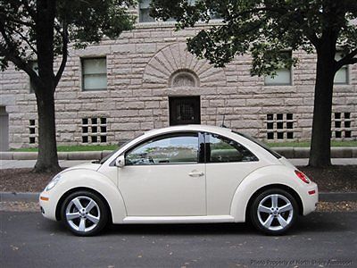New beetle manual stick shift one owner 32k low miles heated leather sunroof