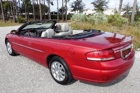 Inferno red limited convertible~new top &amp; tires~heated seats~rust free~05 06 07