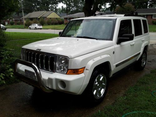 2007 jeep commander limited sport utility 4-door 5.7l white