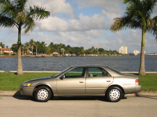 1997 98 99 toyota camry le ce only 57k miles non smoker leather clean no reserve