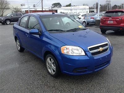 4dr sdn lt w/1lt chevrolet aveo lt w/1lt low miles sedan automatic gasoline engi