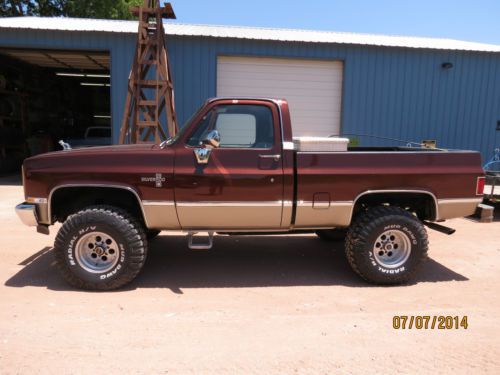 1983 chevy 1/2 ton short bed 4x4 pickup