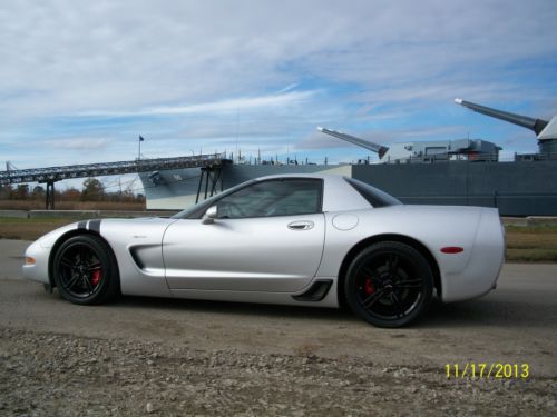 Chevolet corvette 2001 z06 2 door coupe