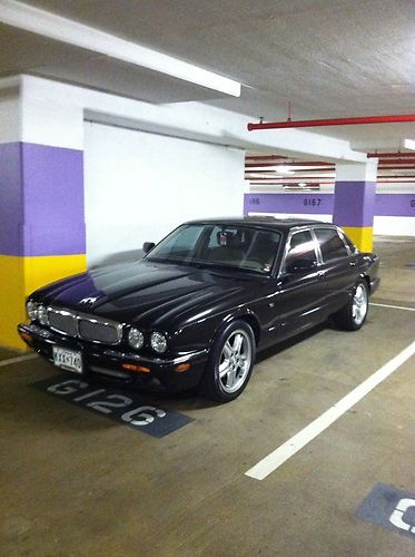 1998 jaguar xj8 base sedan 4-door 4.0l - needs transmission serviced/replaced