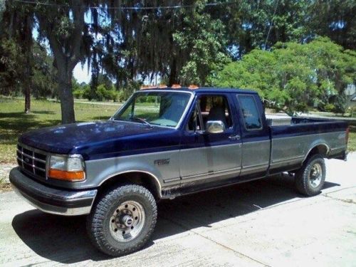 1995 ford f-250 extended cab, long bed, 4x4. 240,000 miles. needs engine work.