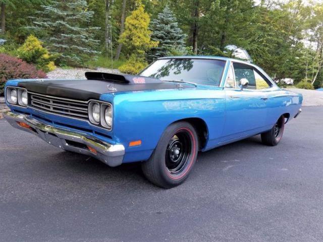 Plymouth: road runner roadrunner