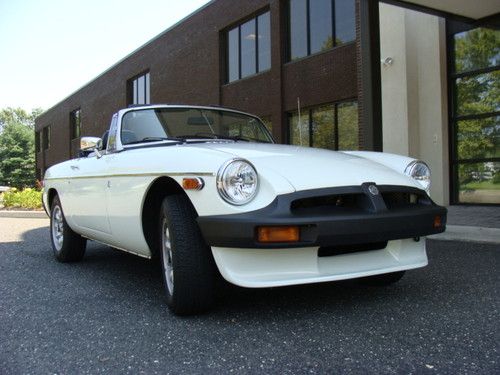 1977 mgb convertible classic fully restored over 15k invested! nr