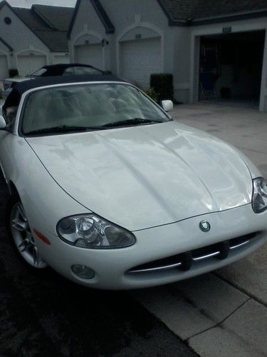 2001 jaquar xk8 white auto navy top convertible florida car low mileage 2nd own